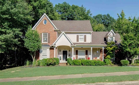 1104 Heather Lake Dr, Collierville, TN