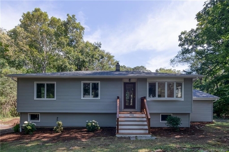 234 Mulberry Point Rd, Guilford, CT