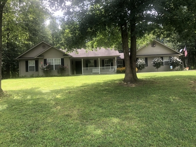 434 Chance Private Dr, Oneida, TN