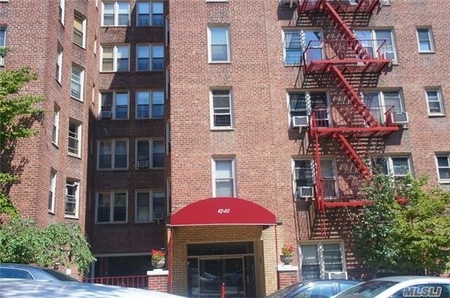 67-25 Clyde Street, Queens, NY