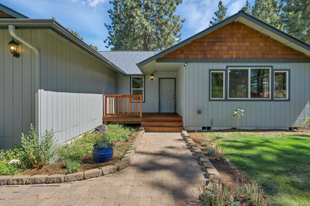 19323 Mohawk Rd, Bend, OR