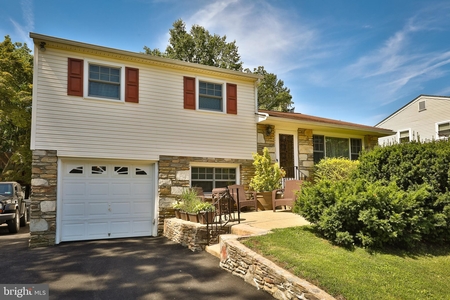 300 Rockledge Ave, Huntingdon Valley, PA