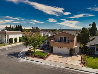 4848 Candleberry Ave, Seal Beach, CA