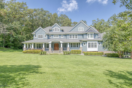 3 Withers Ln, Atlantic Highlands, NJ
