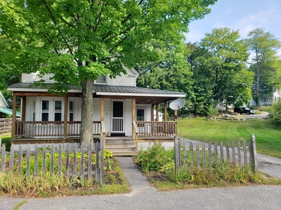 32 Searles St, Livermore Falls, ME