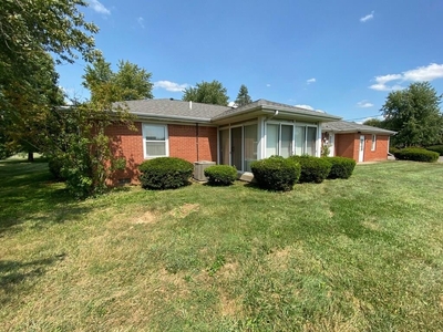 2297 E Traction Rd, Crawfordsville, IN