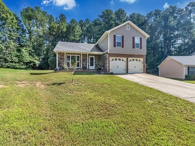 6772 Browns Mill Ferry Ct, Lithonia, GA