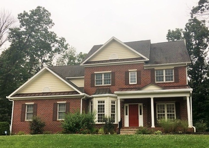 8 Woodshire Ct, Athens, OH