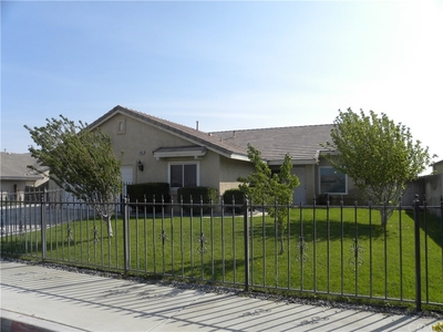 13055 Cypress Ave, Victorville, CA