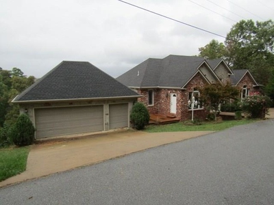 38 Riviera Dr, Rogers, AR