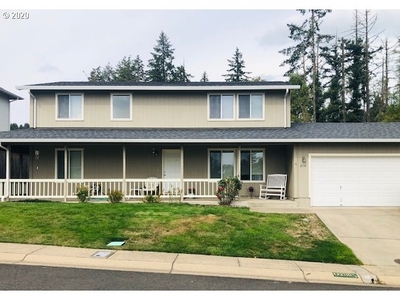 2110 Buttercup Loop, Cottage Grove, OR