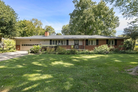 206 Newcastle Rd, Knoxville, TN