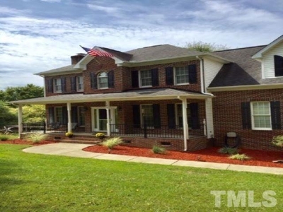 185 Glendale Dr, Youngsville, NC