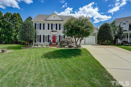 205 Temple Gate Dr, Cary, NC