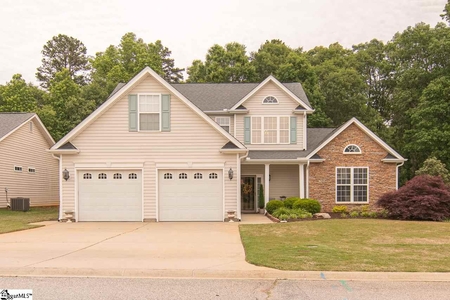 9 Southern Height Dr, Greenville, SC