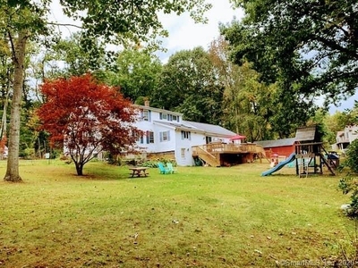 341 Dunn Rd, Coventry, CT