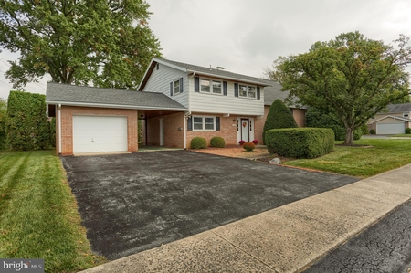 1105 Independence Dr, Reading, PA