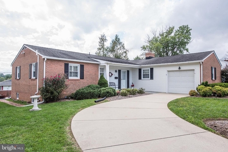 113 Country Ln, Lutherville Timonium, MD