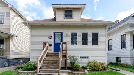 844 Circle Ave, Forest Park, IL