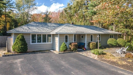 138 Middle Rd, Falmouth, ME