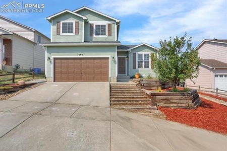 1040 Lords Hill Dr, Fountain, CO