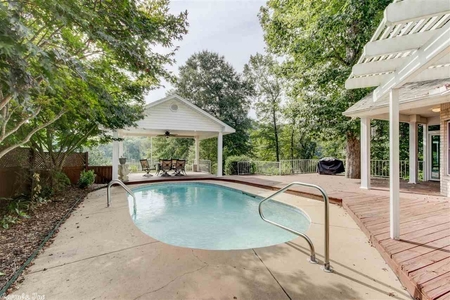119 Lost Lake Dr, Hot Springs National Park, AR