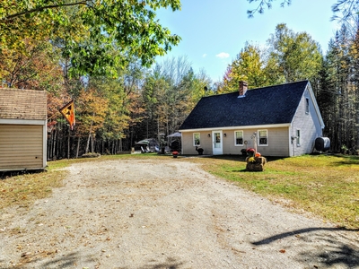 39 Level Hill Rd, Palermo, ME