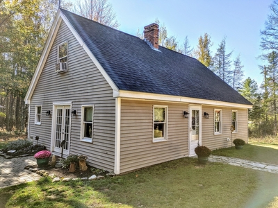 39 Level Hill Rd, Palermo, ME