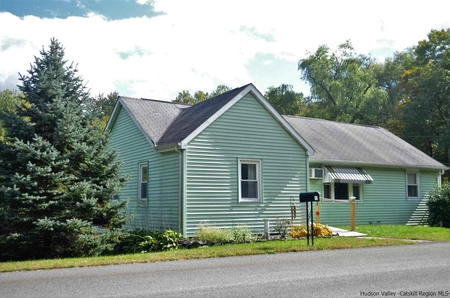 42 Bellwood Rd, Saugerties, NY