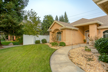 3098 Clear Water Ct, Redding, CA