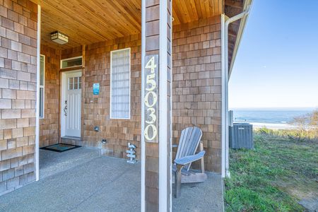 45030 Proposal Point Ct, Neskowin, OR