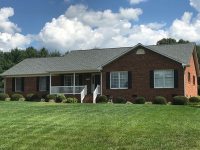113 Lindsey Lee Ln, Shelby, NC