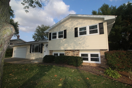 306 S Parkside Rd, Normal, IL