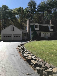 51 Whippoorwill Ln, Bedford, NH