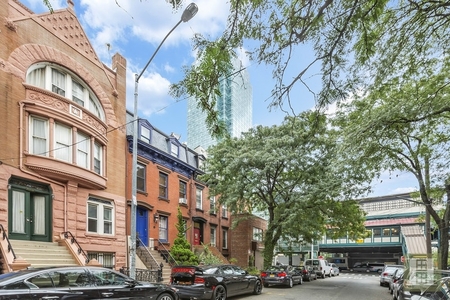 21-45 44 Drive, Queens, NY