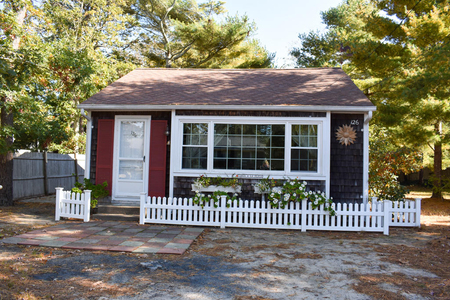 126 Captain Chase Rd, Dennis Port, MA