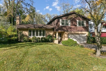 2344 Maple Ave, Northbrook, IL