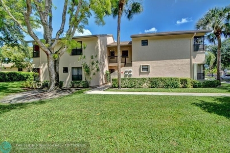 3297 Nw 47th Ave, Coconut Creek, FL