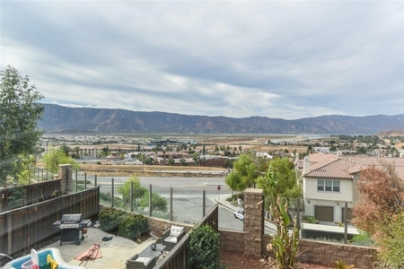 15423 Park Point Ave, Lake Elsinore, CA
