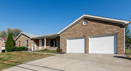 2607 Greenup Rd, Louisville, KY