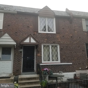339 N Bishop Ave, Clifton Heights, PA