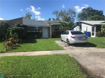 2531 Nw 64th Ter, Margate, FL