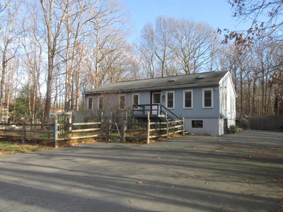 108 Forest Rd, Dingmans Ferry, PA