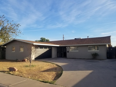 4337 W Claremont St, Glendale, AZ