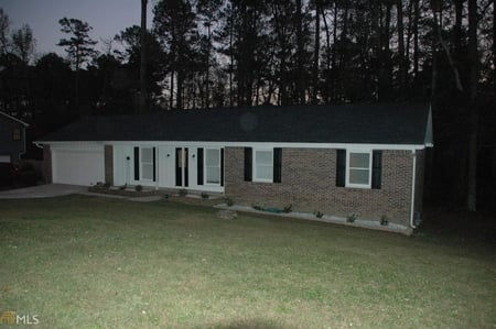 1257 Country Lane Dr, Conyers, GA