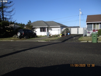 846 Pacific Ave, Coos Bay, OR