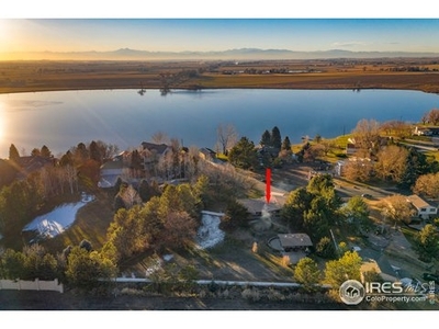 2820 Grand View Dr, Greeley, CO