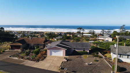 1906 Nw Oceanview Dr, Waldport, OR