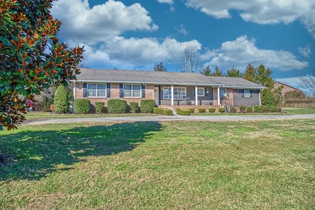 1826 Mountain Top Ln, Cookeville, TN