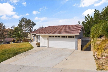 29207 Poppy Meadow St, Canyon Country, CA